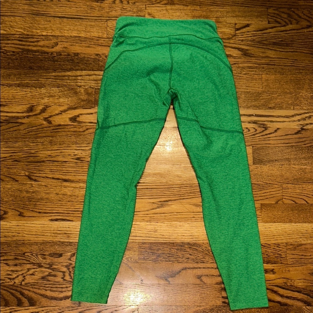 Outdoor Voices Vibrant Green Workout Set 💚 (Top + Leggings) Size Small - Picture 8 of 9